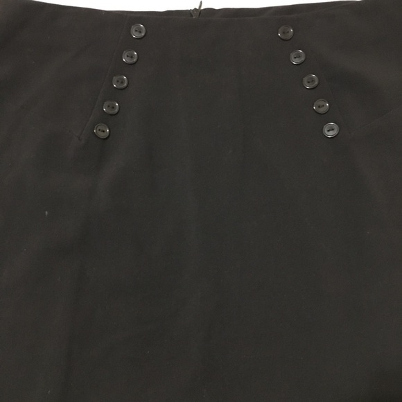 3/$28❤️❤️Black skirt buttons in the front Pleats - Picture 8 of 8